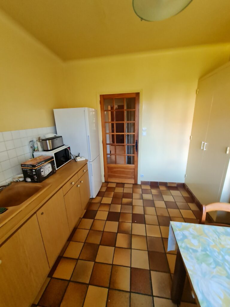 Avant Aménagement et Décoration d'une Cuisine et Son Séjour Art Déco
