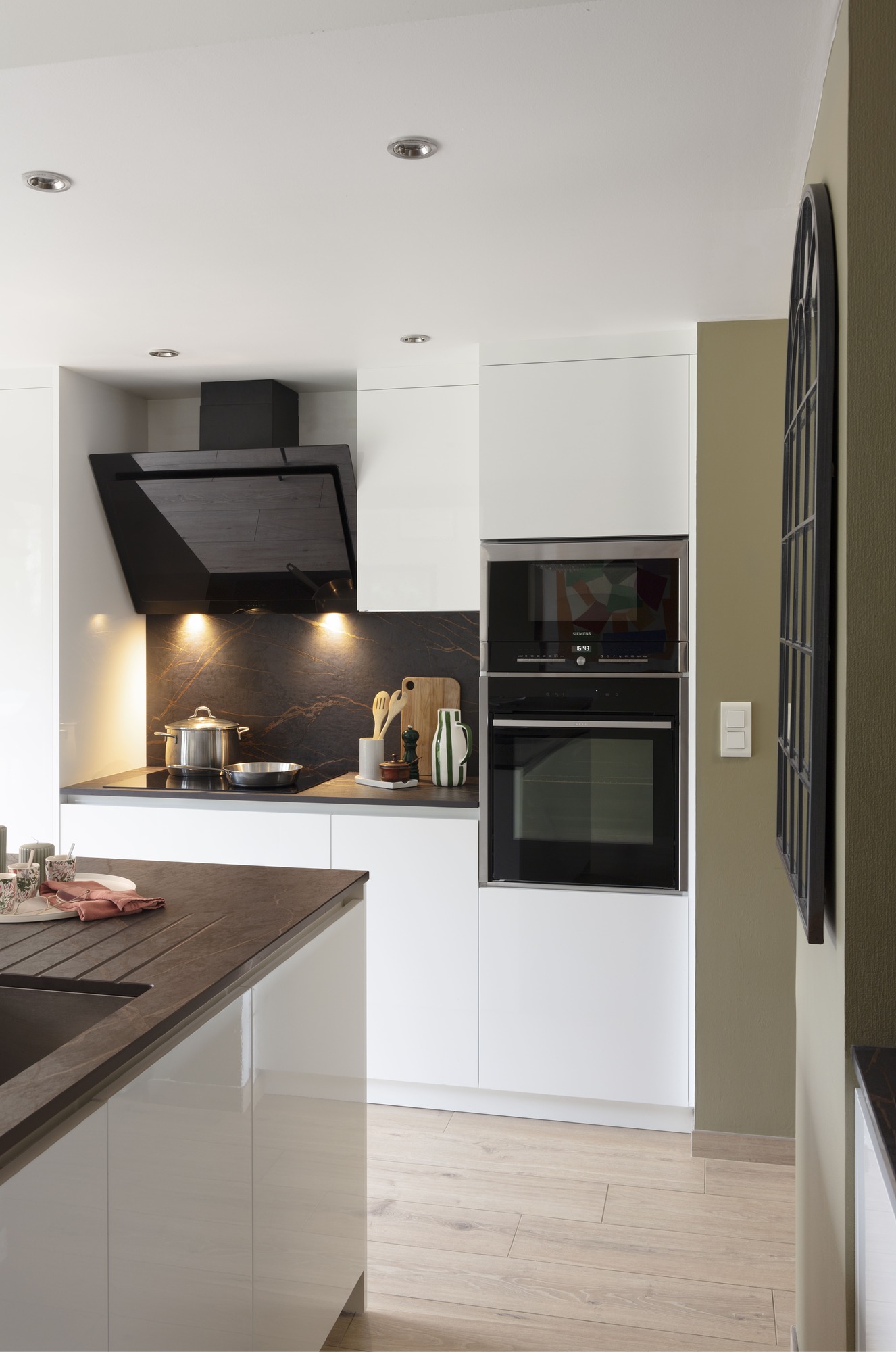 Rénovation cuisine avec îlot central XXL à Sautron